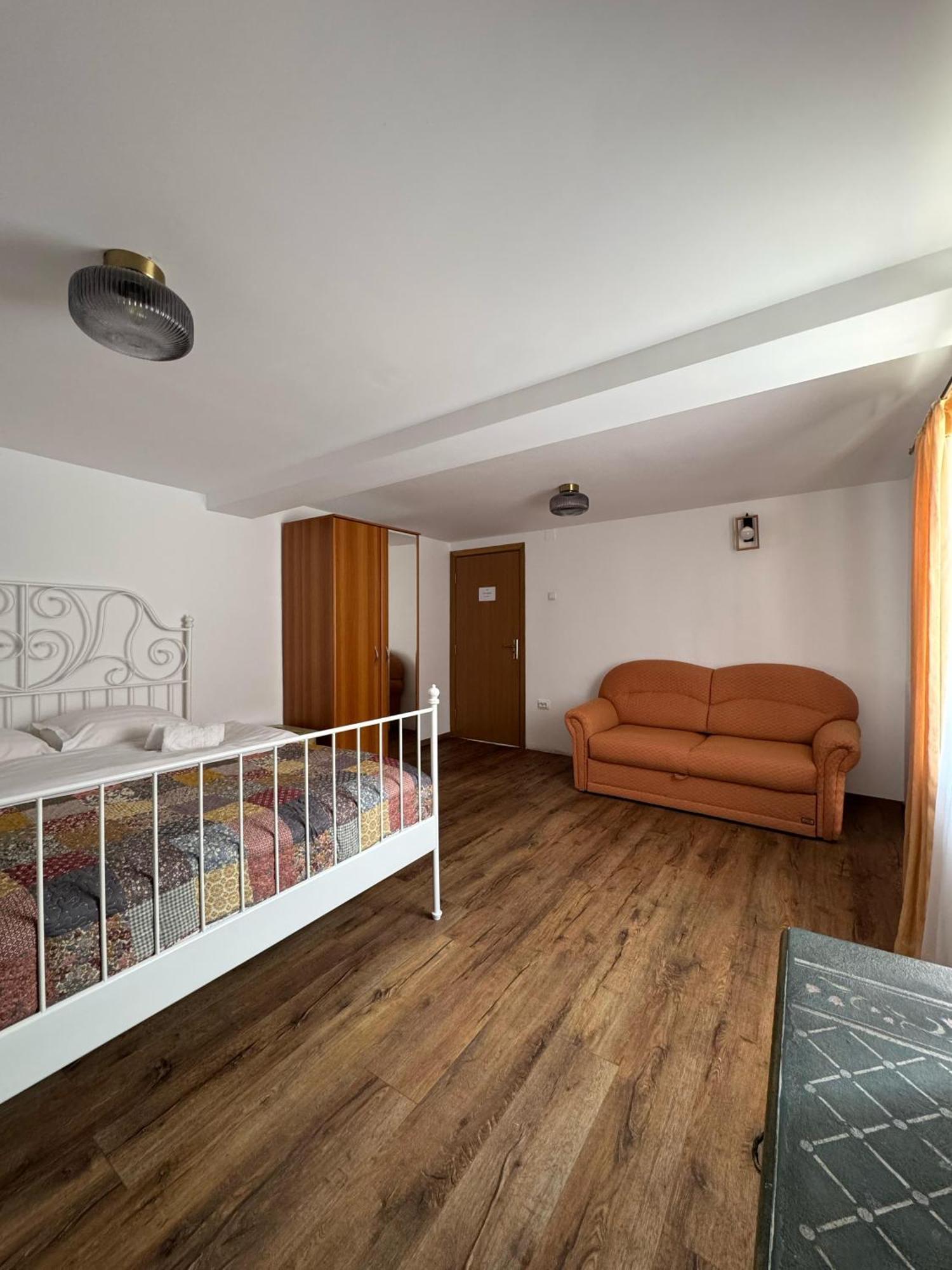 Vila Speranta Pleşcoi Eksteriør billede